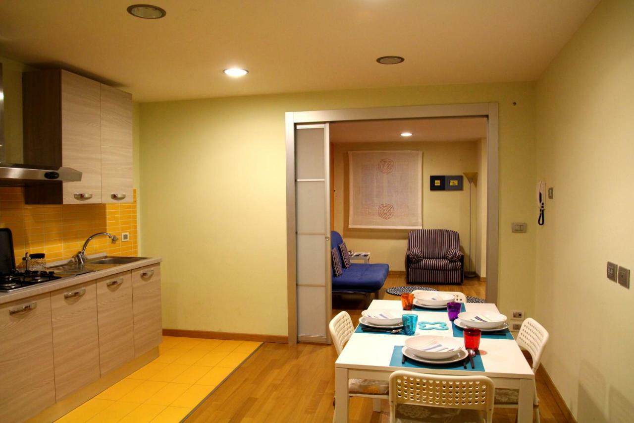 Sake Family Suite - Xl Apartment In The Heart Of The City Katania Zewnętrze zdjęcie