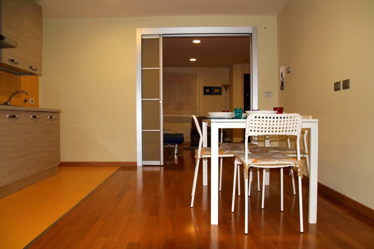 Sake Family Suite - Xl Apartment In The Heart Of The City Katania Zewnętrze zdjęcie