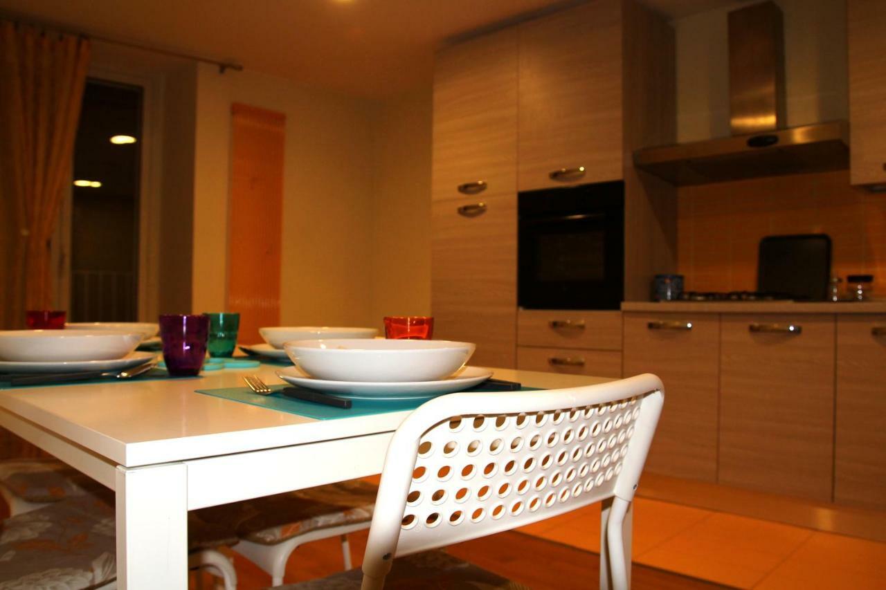 Sake Family Suite - Xl Apartment In The Heart Of The City Katania Zewnętrze zdjęcie